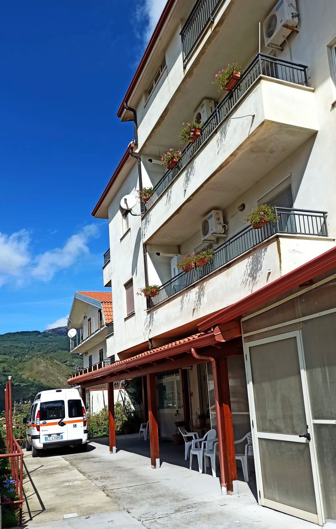 Facciata del Centro san Lorenzo 02